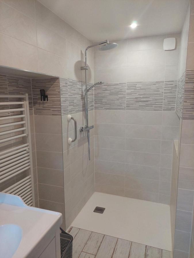 Apartamento Les Hirondelles Laquenexy Exterior foto